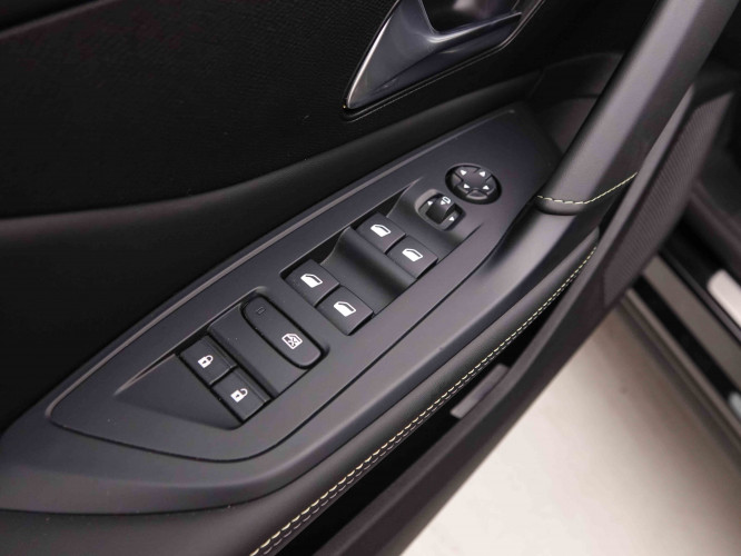 PEUGEOT_PEUGEOT_408_2548241_23.jpg