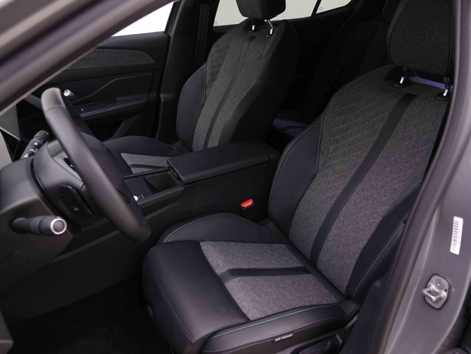 PEUGEOT_PEUGEOT_408_2548249_6.jpg
