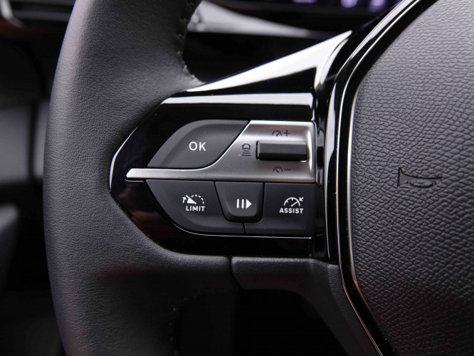 PEUGEOT_PEUGEOT_408_2548809_18.jpg