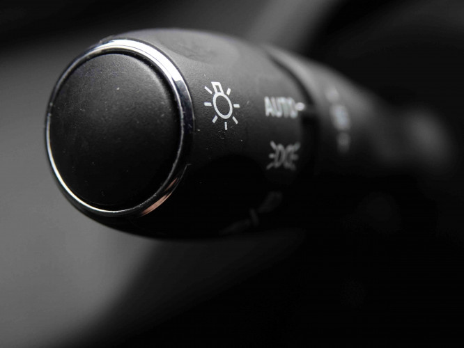 PEUGEOT_PEUGEOT_408_2549539_17.jpg