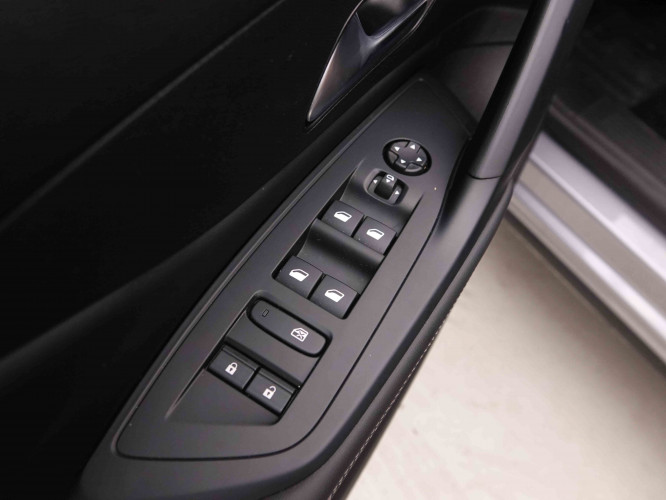 PEUGEOT_PEUGEOT_408_2549540_21.jpg