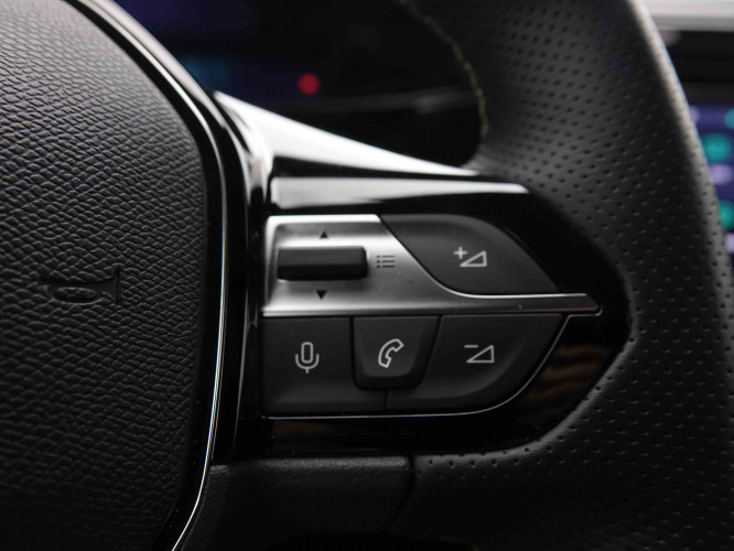 PEUGEOT_PEUGEOT_408_2550106_22.jpg