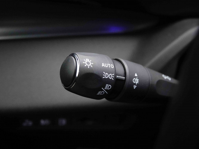 PEUGEOT_PEUGEOT_408_2551835_17.jpg PEUGEOT_PEUGEOT_408_2551835_17.jpg