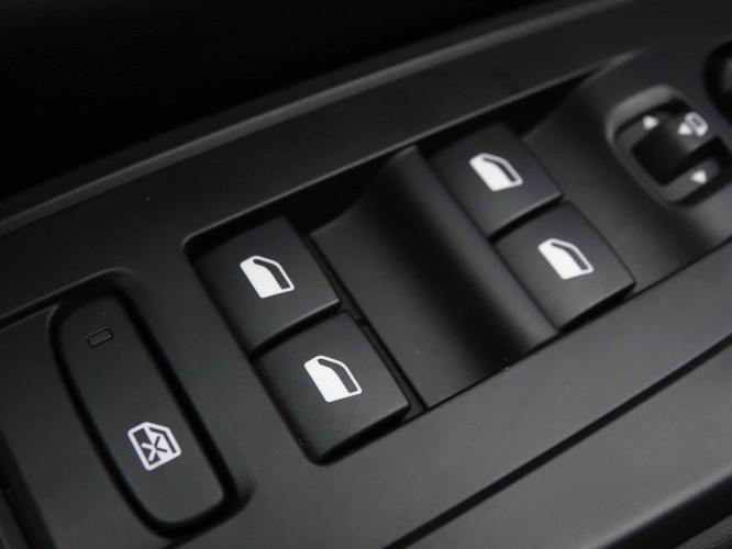 PEUGEOT_PEUGEOT_408_2551837_22.jpg PEUGEOT_PEUGEOT_408_2551837_22.jpg