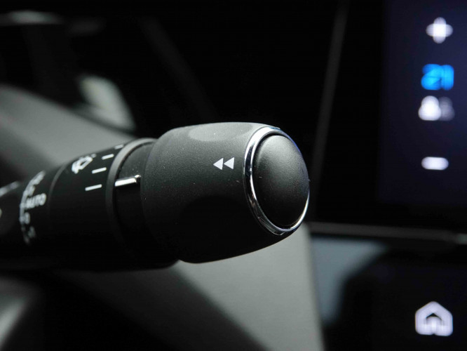 PEUGEOT_PEUGEOT_408_2653393_18.jpg PEUGEOT_PEUGEOT_408_2653393_18.jpg