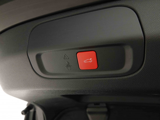 PEUGEOT_PEUGEOT_408_2653797_6.jpg