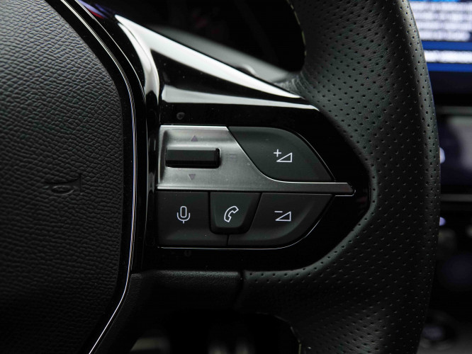 PEUGEOT_PEUGEOT_408_2653883_20.jpg
