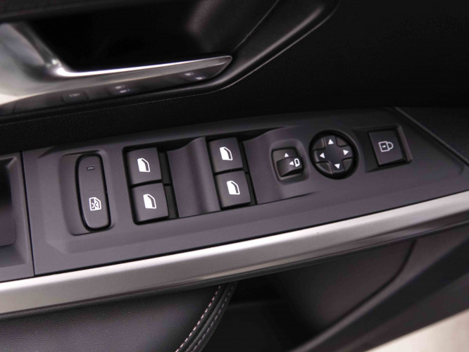 PEUGEOT_PEUGEOT_5008_2548114_22.jpg