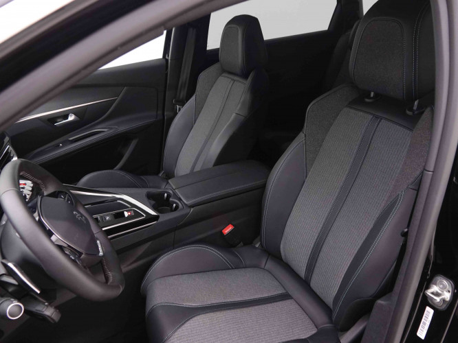 PEUGEOT_PEUGEOT_5008_2548165_8.jpg