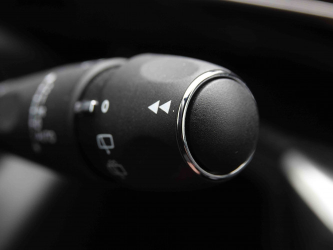 PEUGEOT_PEUGEOT_5008_2548169_19.jpg