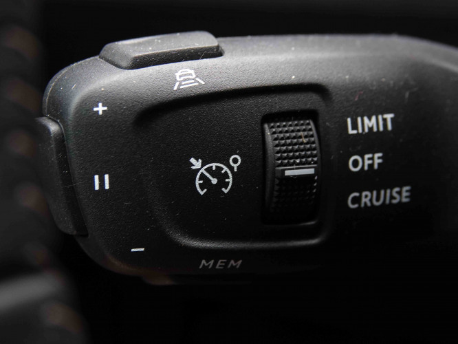 PEUGEOT_PEUGEOT_5008_2548169_20.jpg