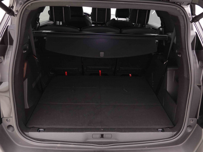 PEUGEOT_PEUGEOT_5008_2548171_5.jpg