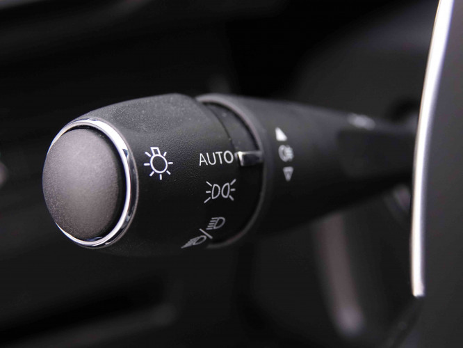PEUGEOT_PEUGEOT_5008_2548174_16.jpg