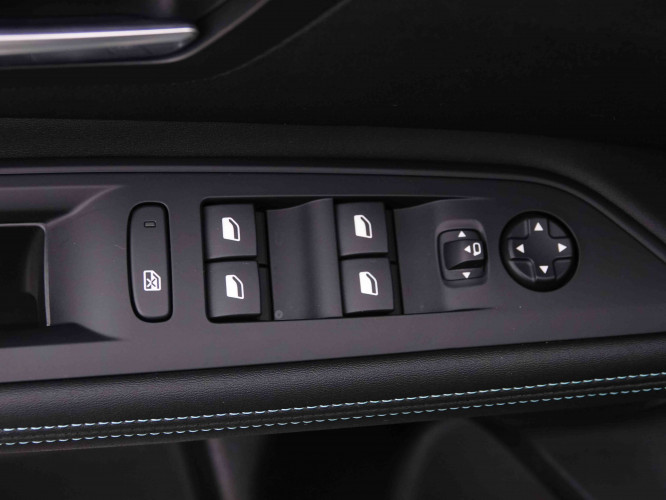 PEUGEOT_PEUGEOT_5008_2548174_21.jpg