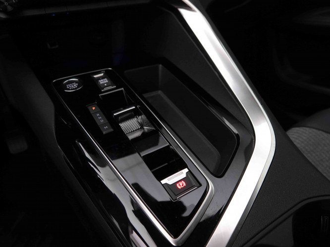 PEUGEOT_PEUGEOT_5008_2548175_16.jpg