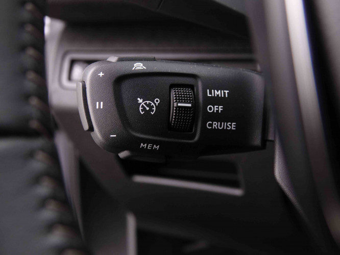 PEUGEOT_PEUGEOT_5008_2548177_18.jpg