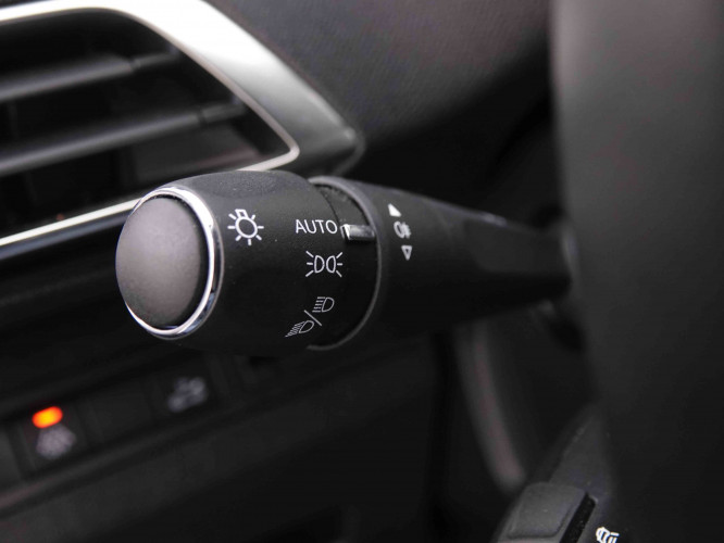 PEUGEOT_PEUGEOT_5008_2548182_17.jpg