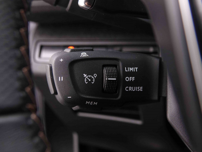 PEUGEOT_PEUGEOT_5008_2548231_19.jpg