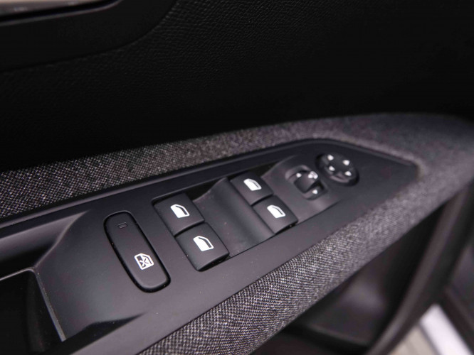 PEUGEOT_PEUGEOT_5008_2548293_20.jpg