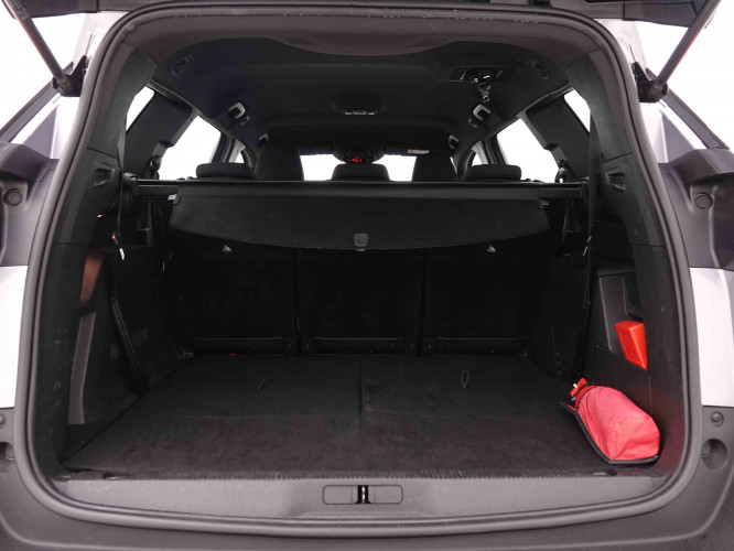PEUGEOT_PEUGEOT_5008_2548293_5.jpg