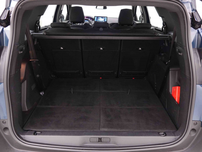 PEUGEOT_PEUGEOT_5008_2548298_5.jpg