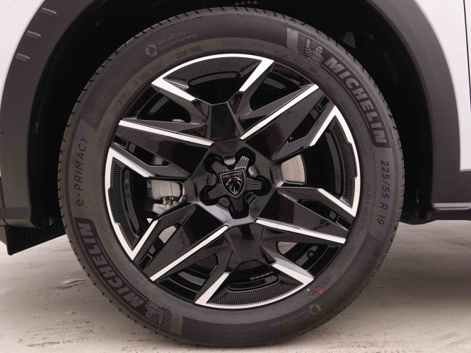 PEUGEOT_PEUGEOT_5008_2550026_22.jpg