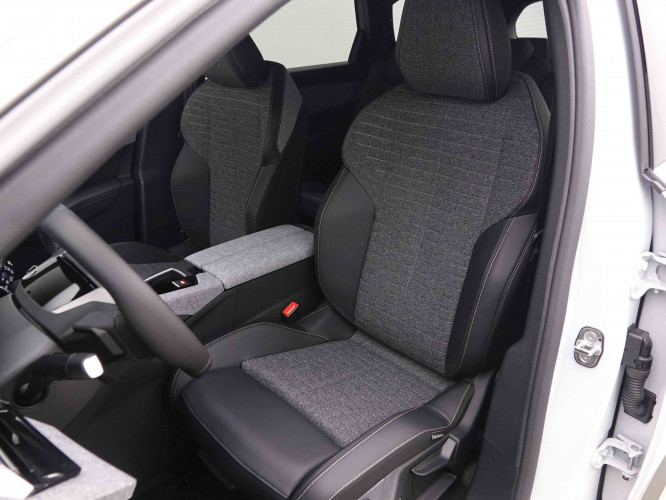 PEUGEOT_PEUGEOT_5008_2550026_6.jpg