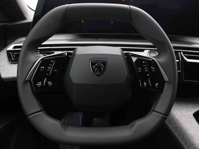 PEUGEOT_PEUGEOT_5008_2550026_8.jpg
