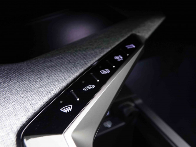 PEUGEOT_PEUGEOT_5008_2550869_16.jpg PEUGEOT_PEUGEOT_5008_2550869_16.jpg