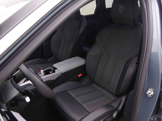 PEUGEOT_PEUGEOT_5008_2551310_7.jpg
