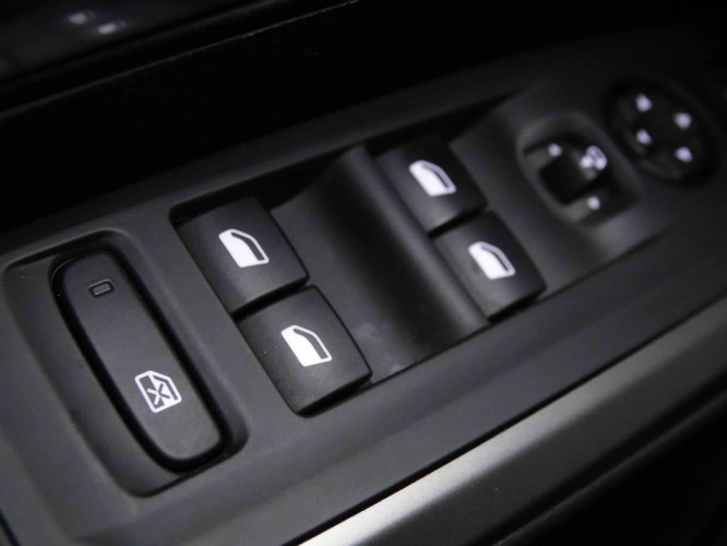 PEUGEOT_PEUGEOT_5008_2652145_18.jpg PEUGEOT_PEUGEOT_5008_2652145_18.jpg