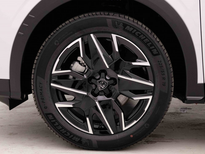 PEUGEOT_PEUGEOT_5008_2653287_23.jpg PEUGEOT_PEUGEOT_5008_2653287_23.jpg