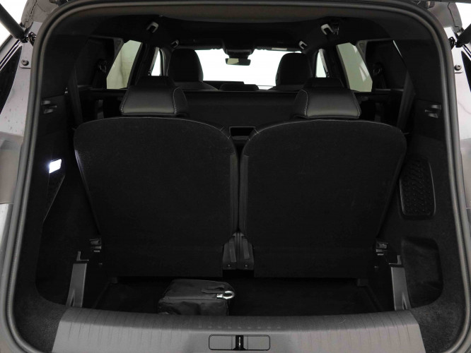 PEUGEOT_PEUGEOT_5008_2654159_5.jpg PEUGEOT_PEUGEOT_5008_2654159_5.jpg