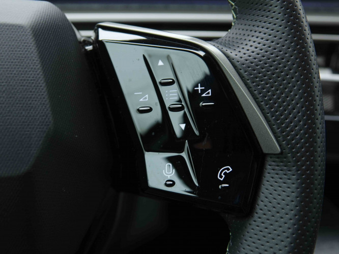 PEUGEOT_PEUGEOT_5008_2654418_20.jpg PEUGEOT_PEUGEOT_5008_2654418_20.jpg