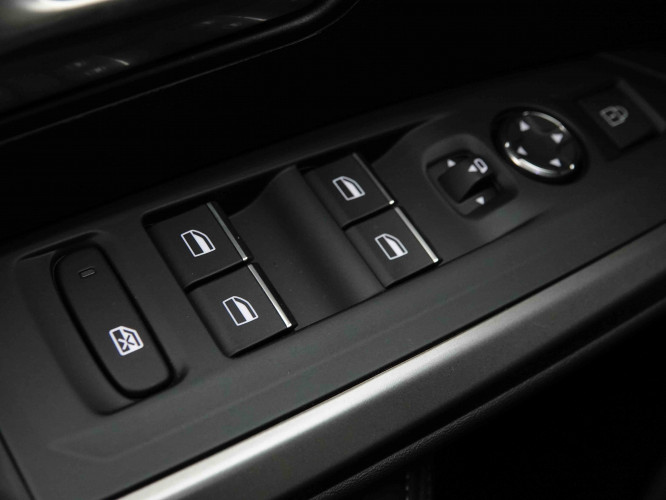 PEUGEOT_PEUGEOT_5008_2654536_21.jpg