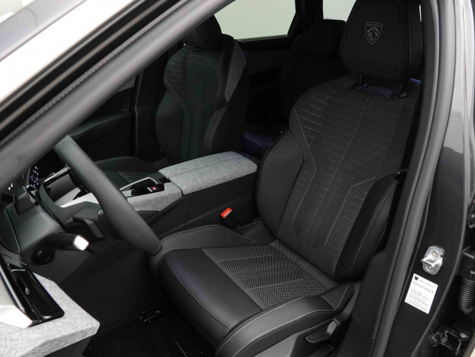 PEUGEOT_PEUGEOT_5008_2654539_7.jpg