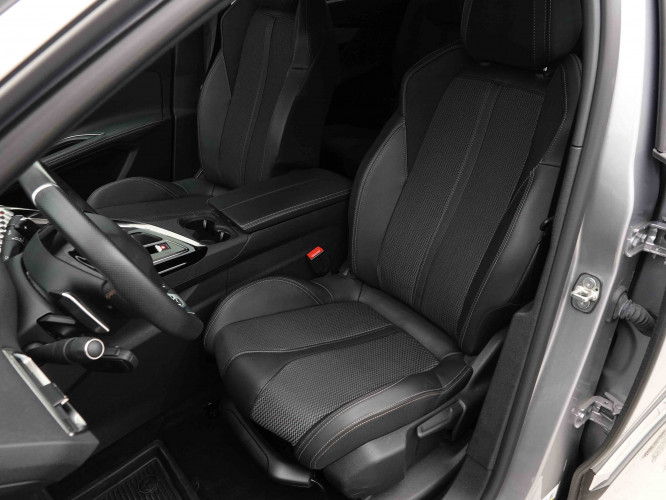 PEUGEOT_PEUGEOT_5008_2654776_7.jpg