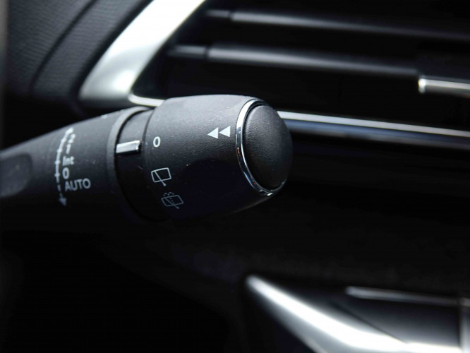 PEUGEOT_PEUGEOT_5008_2654910_19.jpg