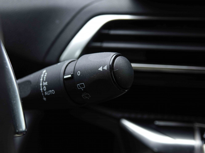 PEUGEOT_PEUGEOT_5008_2655530_17.jpg