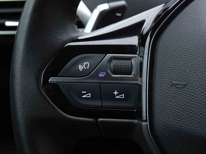 PEUGEOT_PEUGEOT_5008_2655530_19.jpg