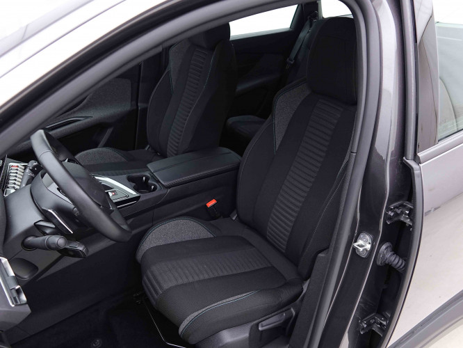 PEUGEOT_PEUGEOT_5008_2655530_6.jpg