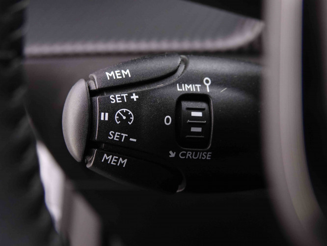 PEUGEOT_PEUGEOT_E_2008_2548607_18.jpg