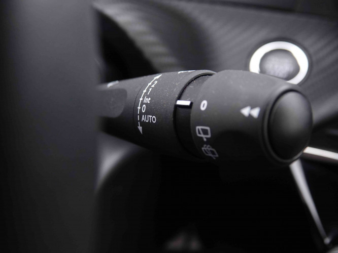 PEUGEOT_PEUGEOT_E_2008_2548608_14.jpg