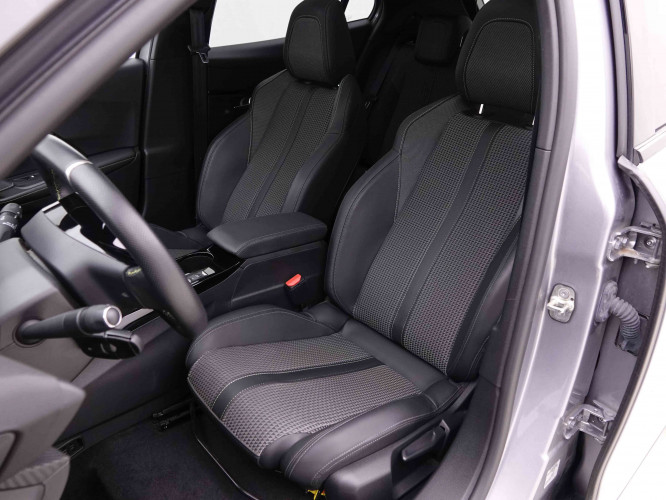 PEUGEOT_PEUGEOT_E_2008_2549027_6.jpg