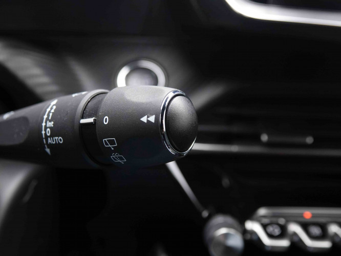 PEUGEOT_PEUGEOT_E_2008_2551546_18.jpg