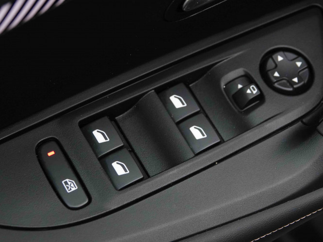 PEUGEOT_PEUGEOT_E_2008_2653333_20.jpg