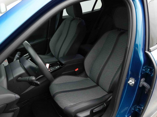 PEUGEOT_PEUGEOT_E_2008_2653334_6.jpg