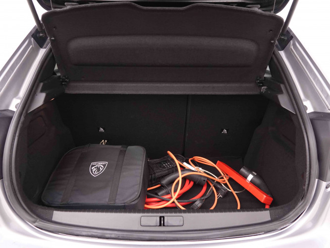 PEUGEOT_PEUGEOT_E_208_2550757_5.jpg PEUGEOT_PEUGEOT_E_208_2550757_5.jpg