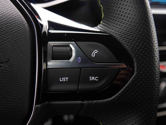 PEUGEOT_PEUGEOT_E_208_2550758_20.jpg PEUGEOT_PEUGEOT_E_208_2550758_20.jpg