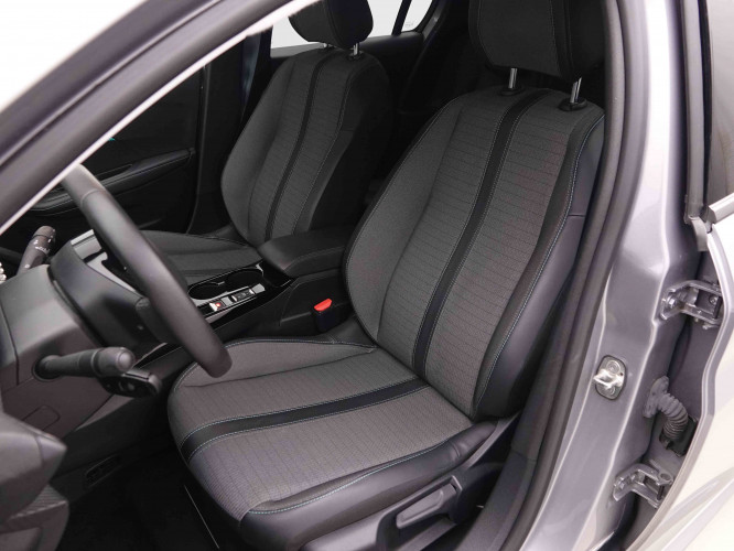 PEUGEOT_PEUGEOT_E_208_2550760_7.jpg